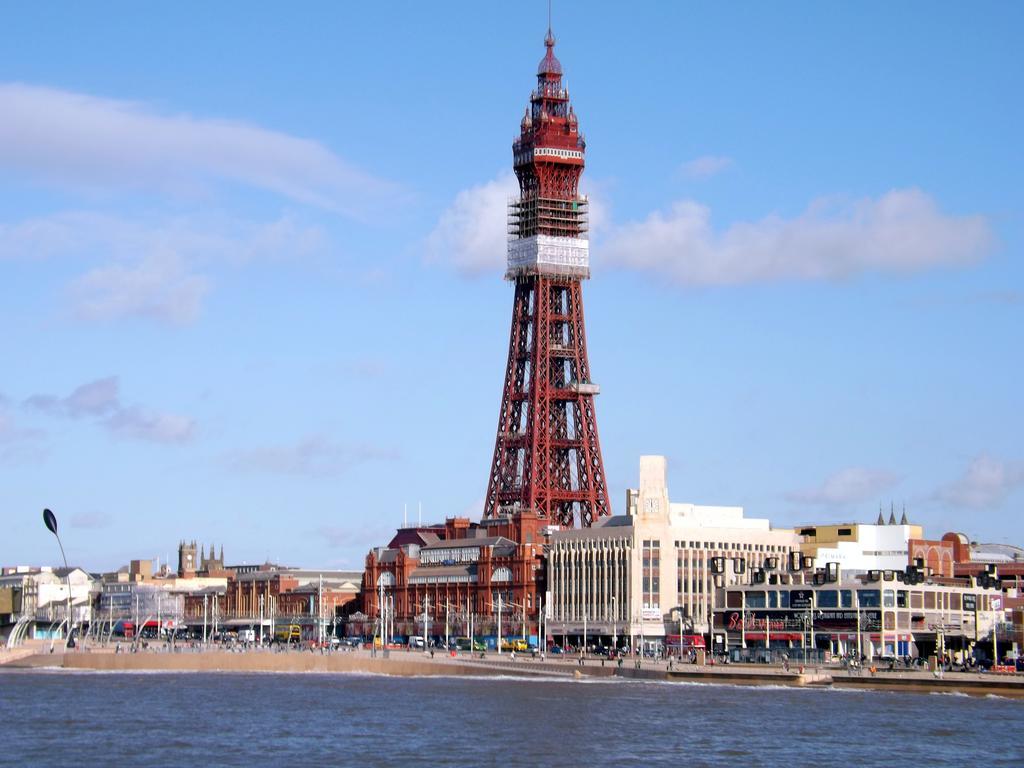 Airedale Hotel Blackpool Buitenkant foto